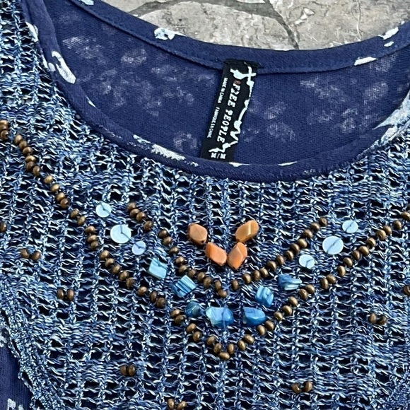 Free People Crochet Beaded Accents Floral Tiered Tunic Sleeveless Medium EUC - Picture 4 of 8